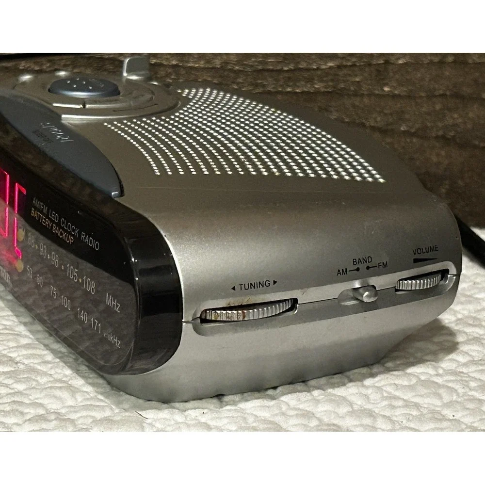 Emerson AM/FM Digital LED Alarm Clock Radio CK5029-LARGE NUMBERS Tested